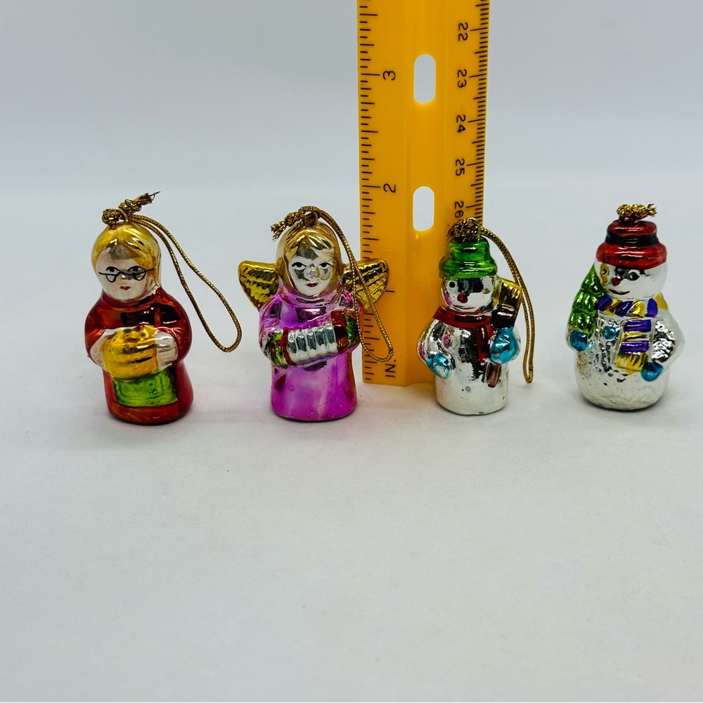 Lot of 12 Vtg Ceramic Mini Christmas Ornaments Santa Tree Train Moon Horse Bear+ - Picture 16 of 16